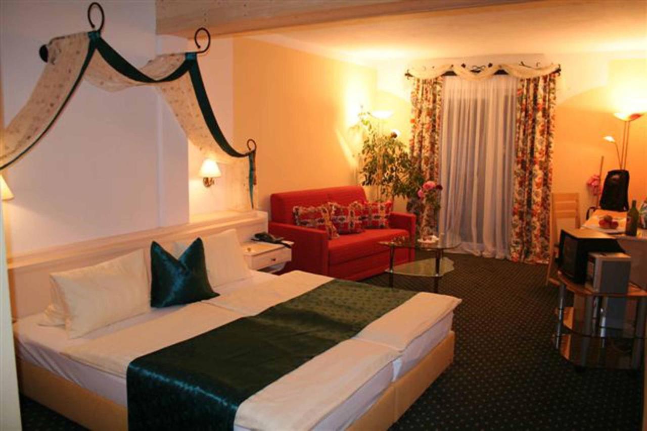 Hotel Waldesruh Гестлинг-на-Ибсе Экстерьер фото